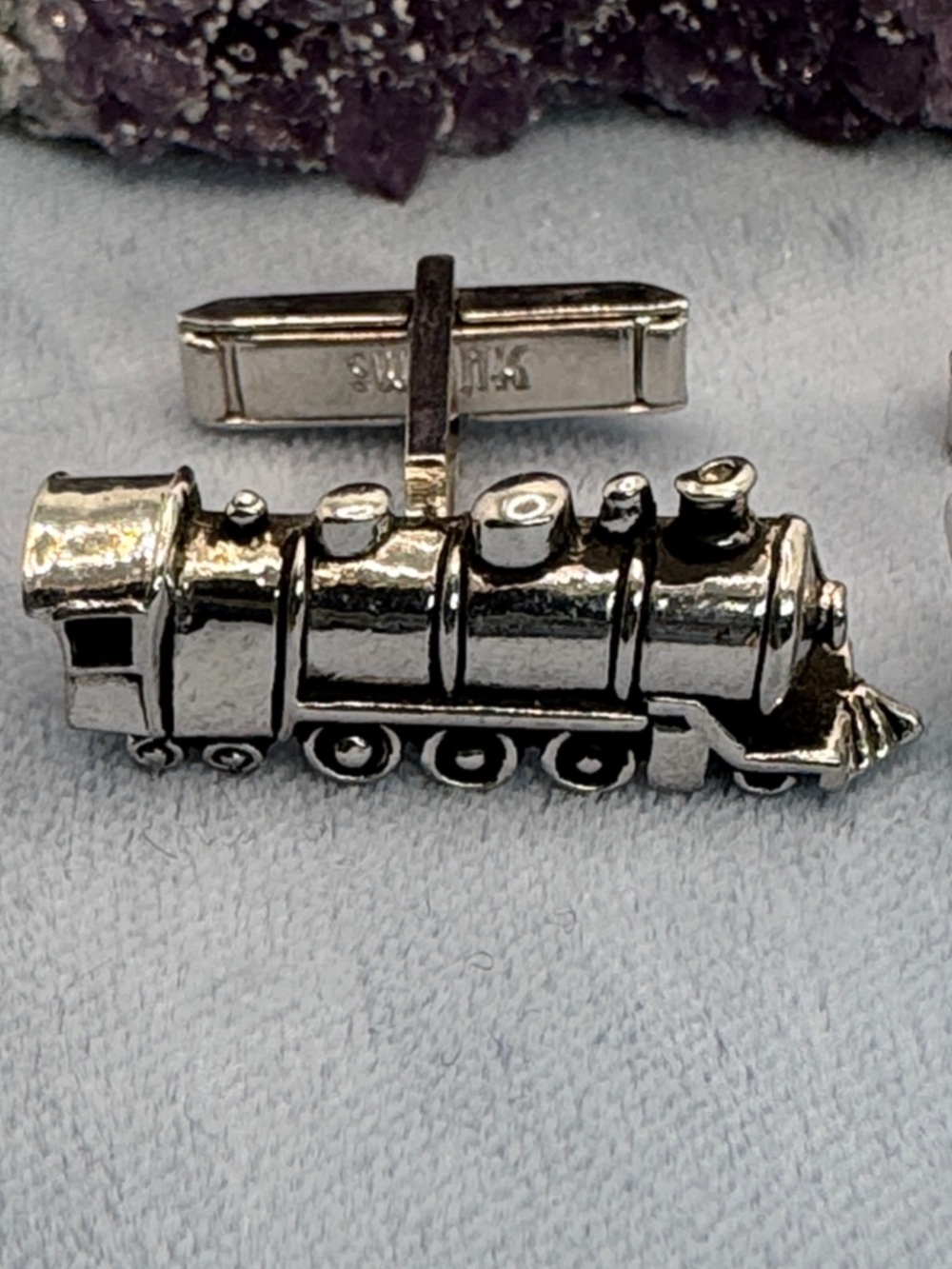 SWANK Vintage Silver-tone Train Engine Cufflinks - Picture 2 of 7